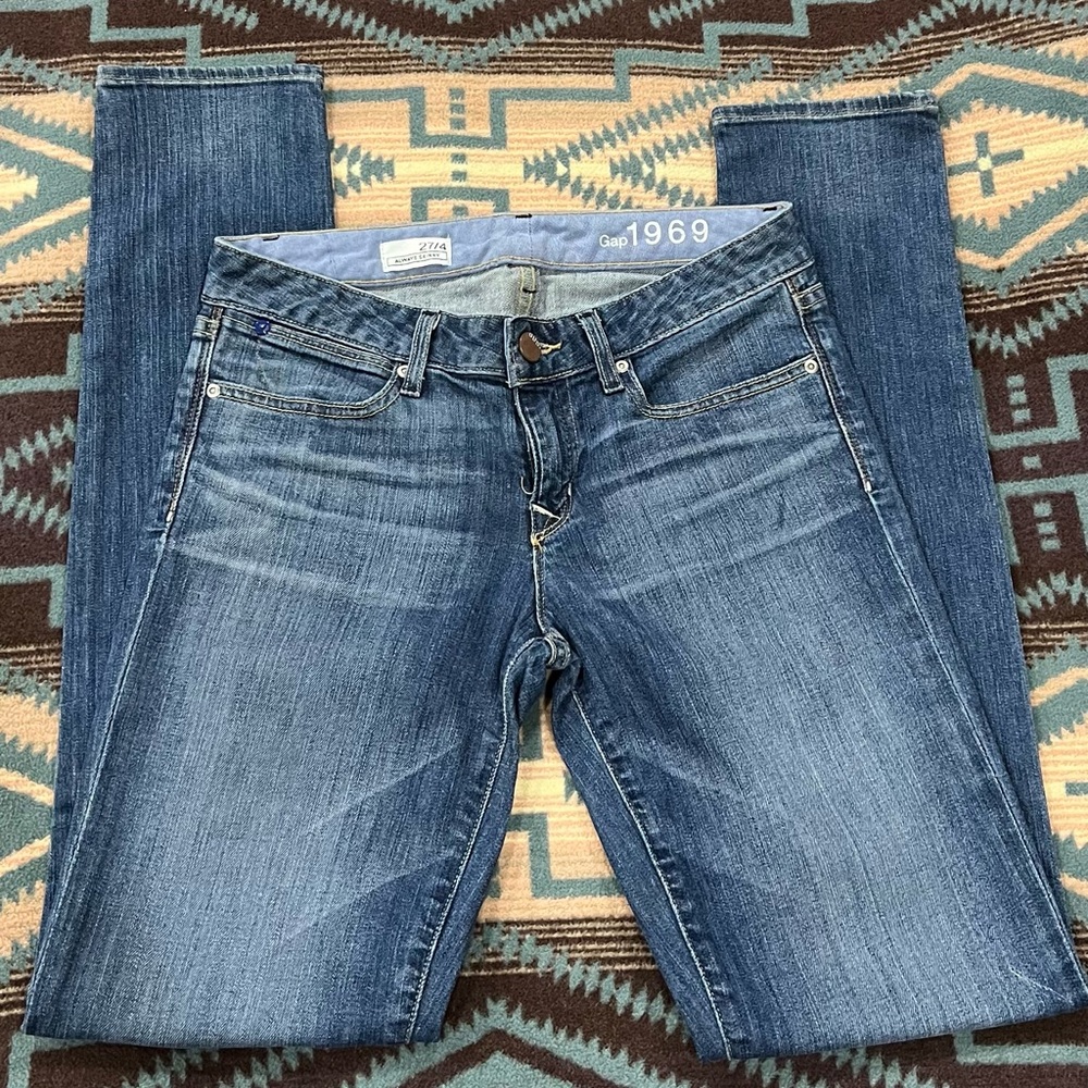 GAP skinny jeans